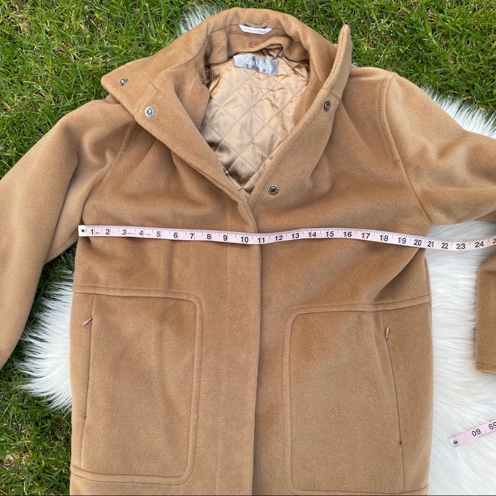 Hold MaxMara cozy camel long trench coat - Picture 5 of 8